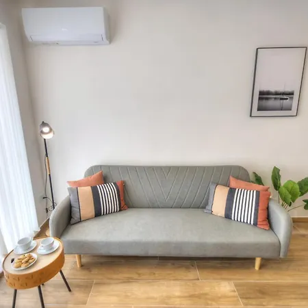 Modern And Centrally Located Large One Bedroom Kbon1-1 Lägenhet