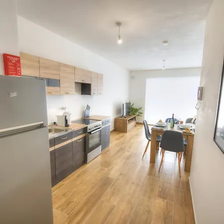 Apartamento Modern And Centrally Located Large One Bedroom Kbon1-1 Tal-Pietà