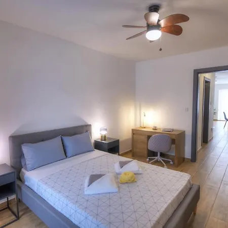 Modern And Centrally Located Large One Bedroom Kbon1-1 Apartamento