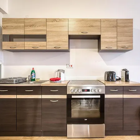 Modern And Centrally Located Large One Bedroom Kbon1-1 Lejlighed *